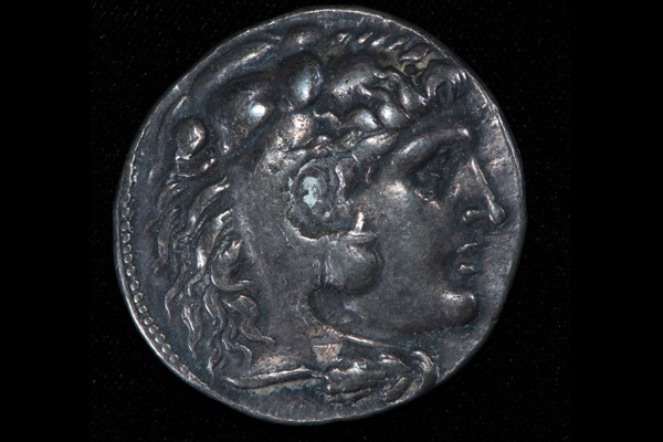 Head of beardless Heracles