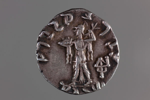 Athena holding a fulmen Athena holding a fulmen