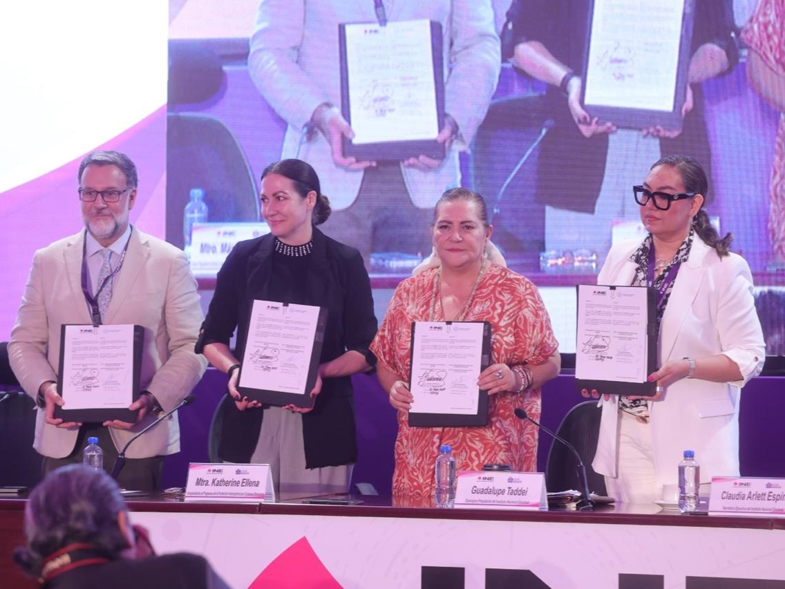 With the Chair of the Electoral Commission of Mexico