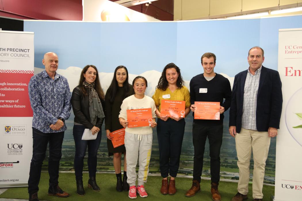 The winning team, the Neurones, and panel