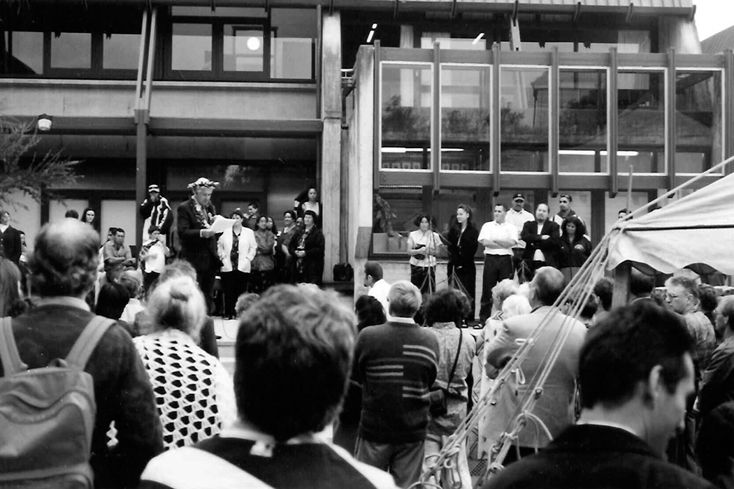 <img src="https://www.canterbury.ac.nz/library/uc-library-news/archive/2020/1600041839793_Image-of-the-week-14-September-2020-orig.png" alt="Image of the week 14 September 2020" style="    " class="img-responsive main-content-image">