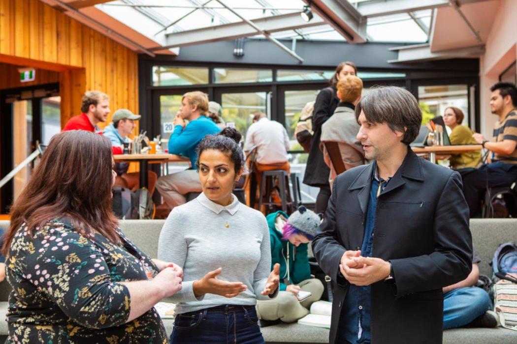 (from left) Hilary Dutton,Mahdis Azarmandi,Christoph Teschers.